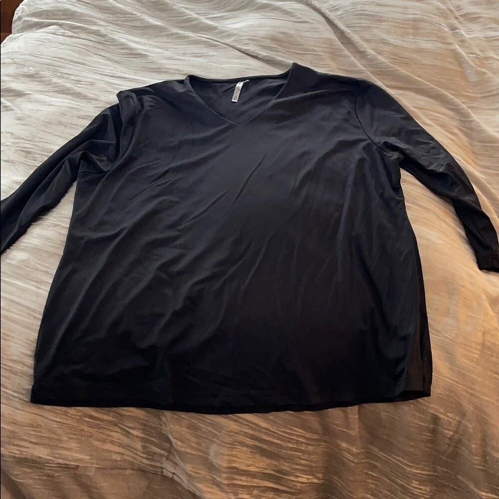 Elevated Basics Compressions Slimming & Smoothing Black 3/4th sleeve top 1X